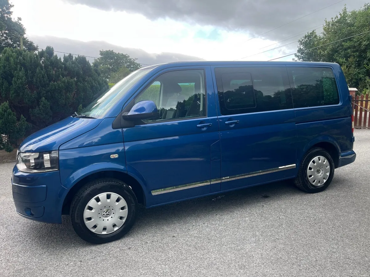 Volkswagen Shuttle 2.0 Auto - only 51k Miles - - Image 3
