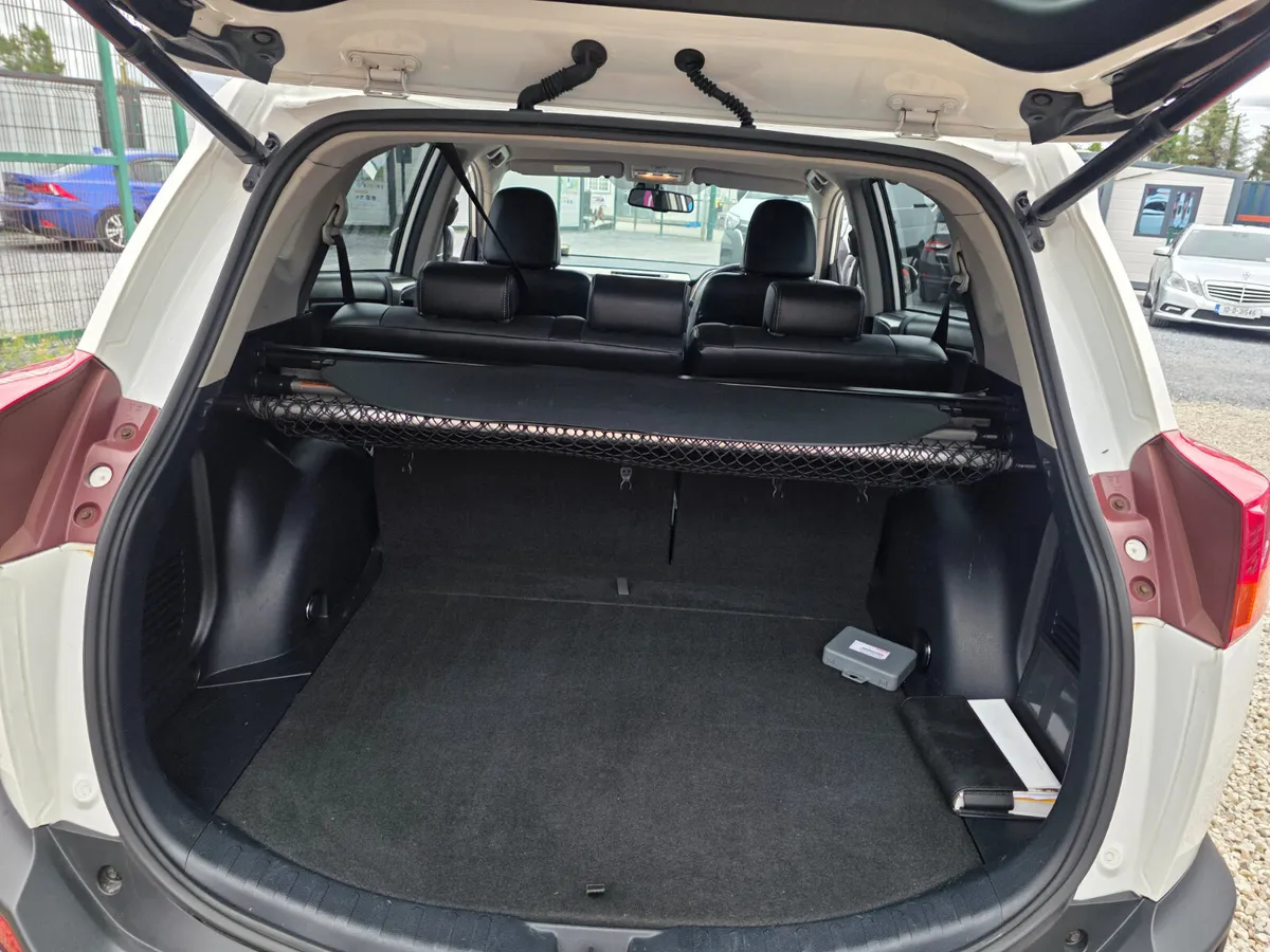 Toyota RAV4 2013 - Image 6