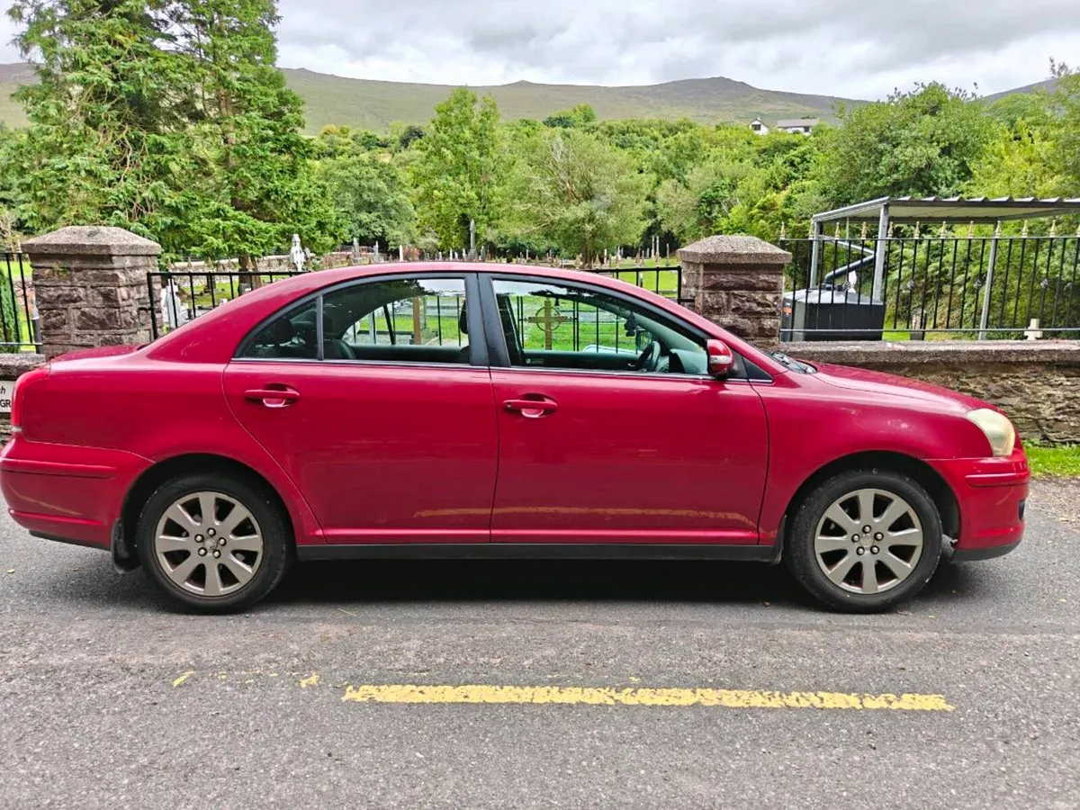 Toyota Avensis TAX 12/26 - Image 4