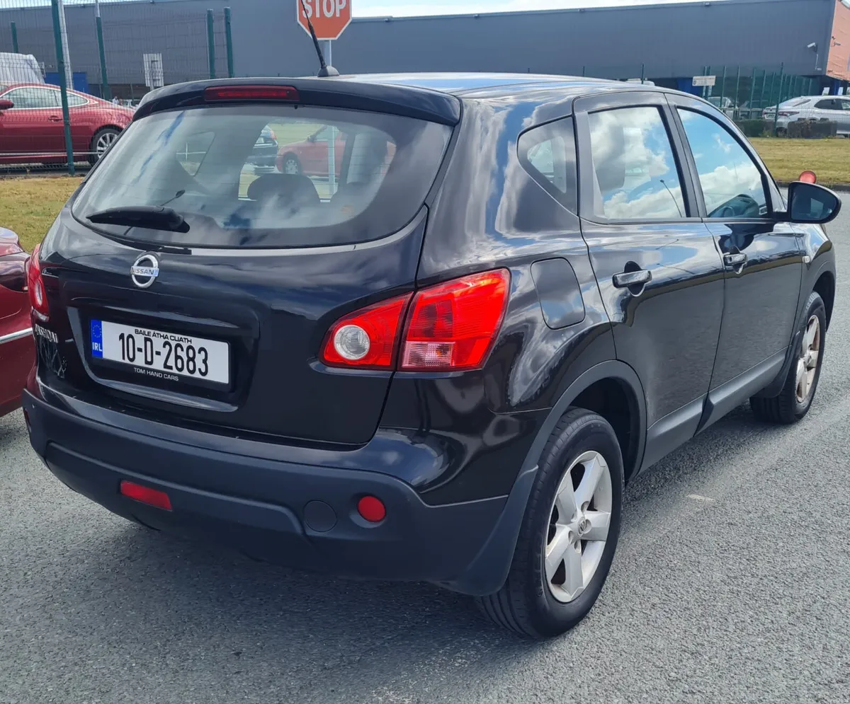 Nissan Qashqai 2010 - Image 2