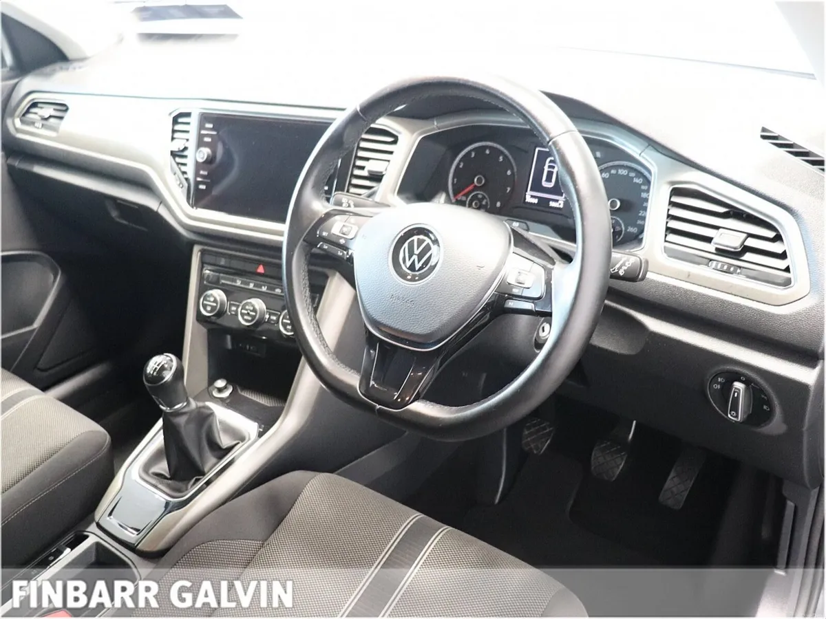 VW T-Roc 1.0 TSI 110bhp Design - Image 5