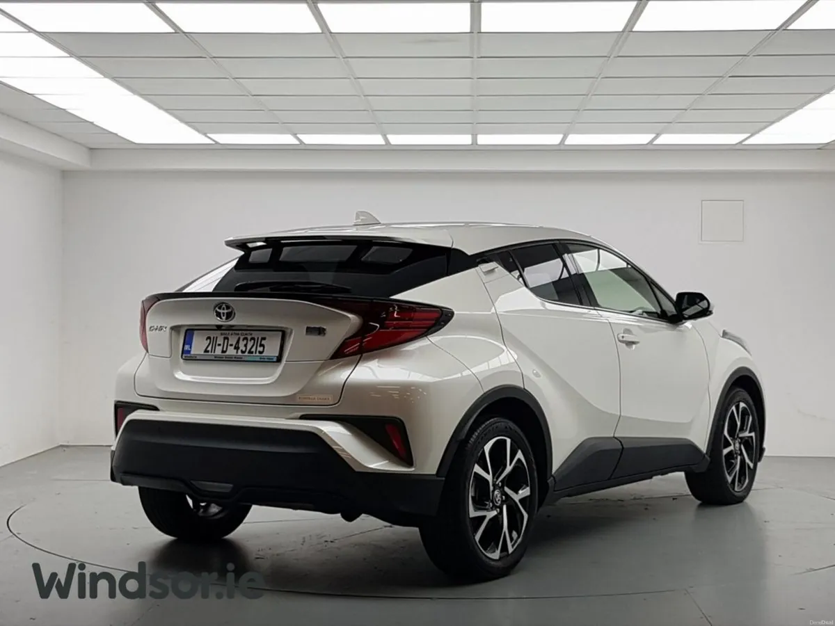 Toyota C-HR G - Image 2