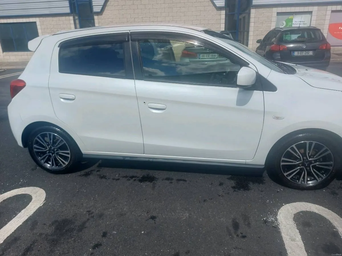 Mitsubishi mirage - Image 2
