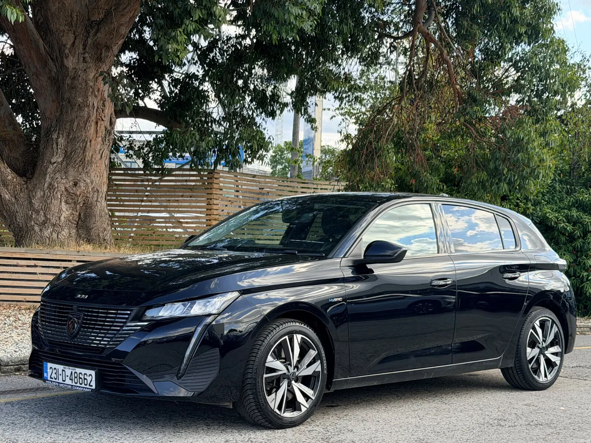 2023 Peugeot 308..1.6 ALLURE.APPLE CAR PLAY.2 KEYS - Image 1