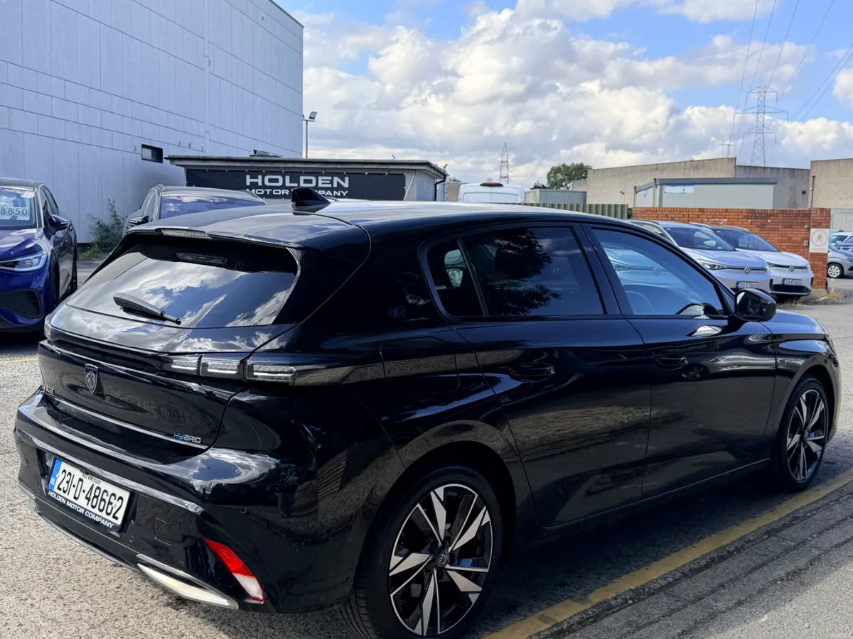2023 Peugeot 308..1.6 ALLURE.APPLE CAR PLAY.2 KEYS - Image 6