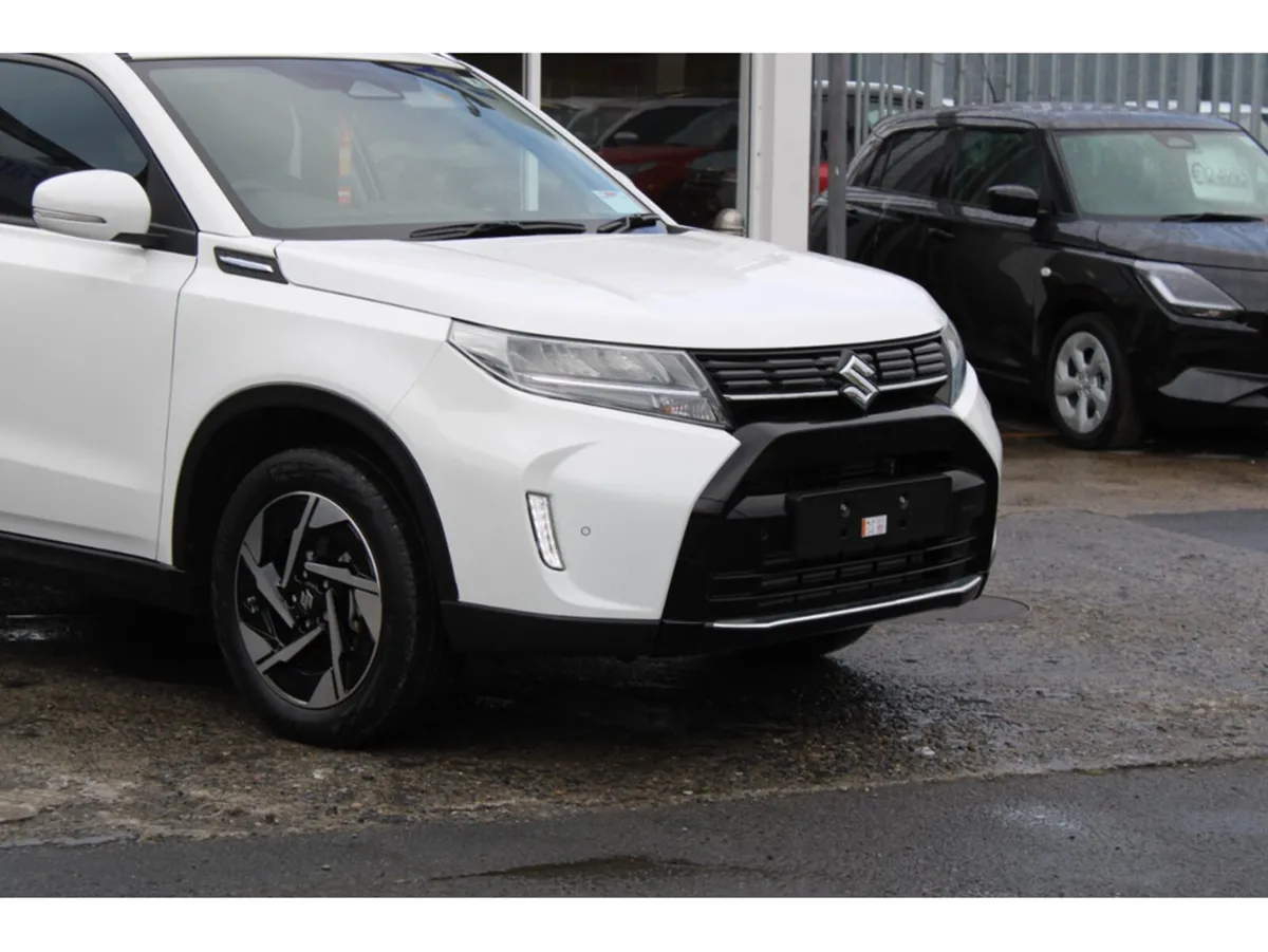 Suzuki Vitara 1.4 hybrid ultra + 10 yr warranty *2 - Image 3