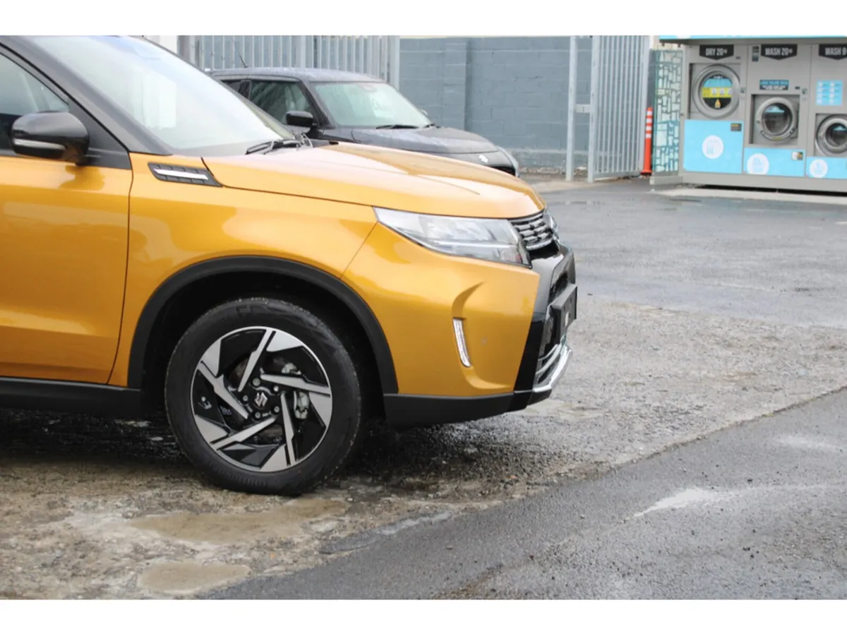 Suzuki Vitara 1.4 hybrid ultra all grip + 10 yr wa - Image 3