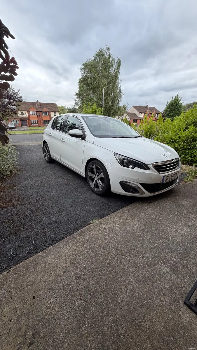 Peugeot 308 Allure Diesel 1.6 Blue HDI 2016 White - Image 1