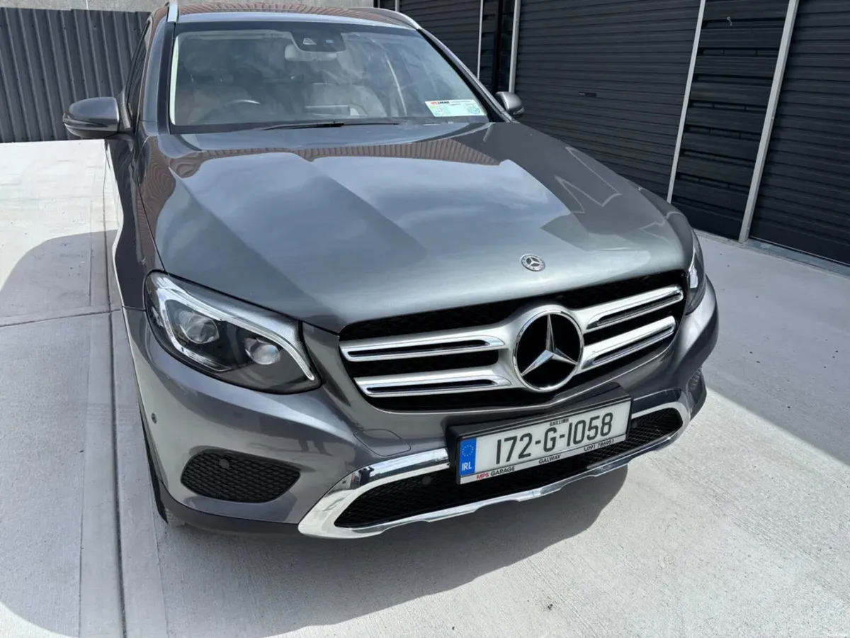 2017 Mercedes-Benz GLC 220 D 4 Matic Auto Diesel - Image 4