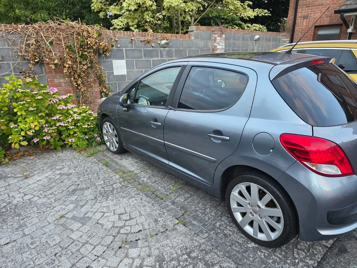 Peugeot 207 2011 - Image 4