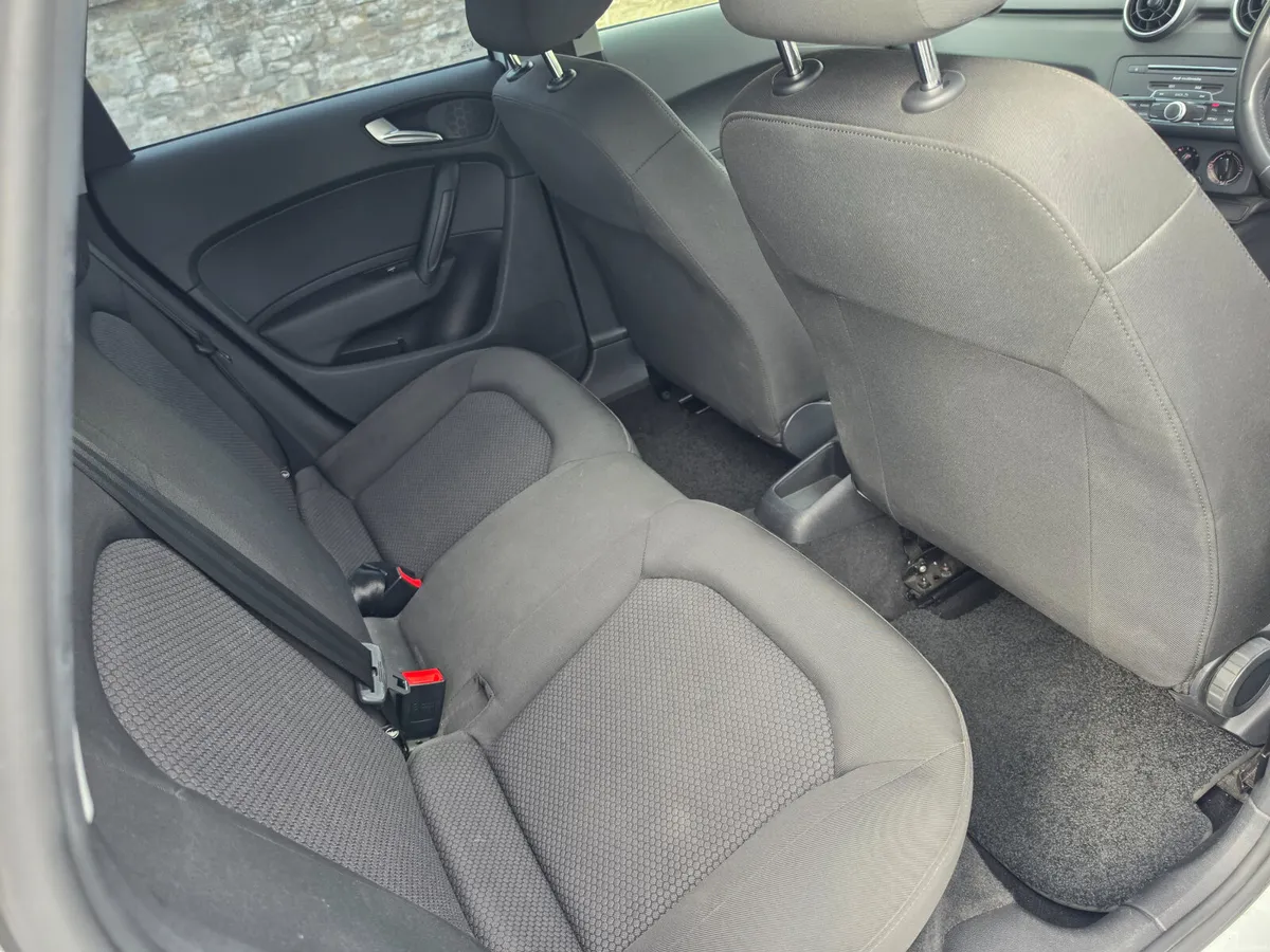 Audi a1 automatic 1.0l petrol - Image 5