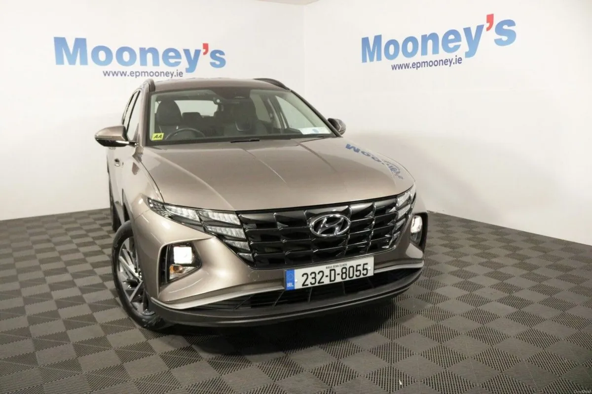 Hyundai Tucson Executive 1.6L Diesel SUV - 4.9% AP - Image 2