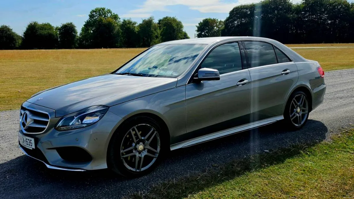 Mercedes-Benz E220 CDI AMG Sport Auto - Image 4