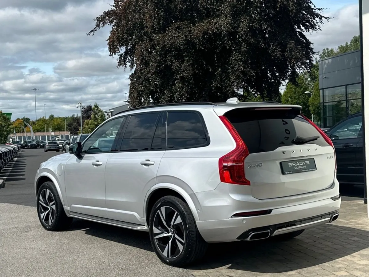 Volvo XC90 T8 PHEV R-Design AWD**Panoramic Glass S - Image 6