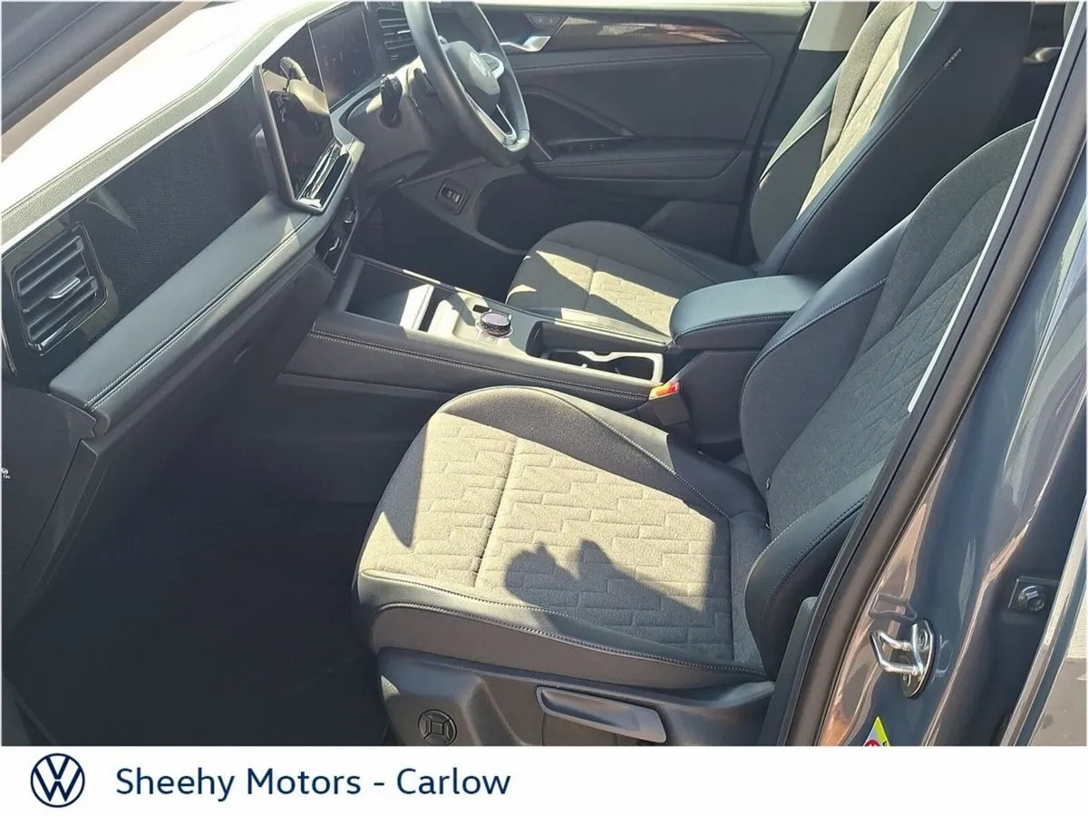 Volkswagen Tiguan 2.0TDI Launch Edition DSG 5DR - Image 4