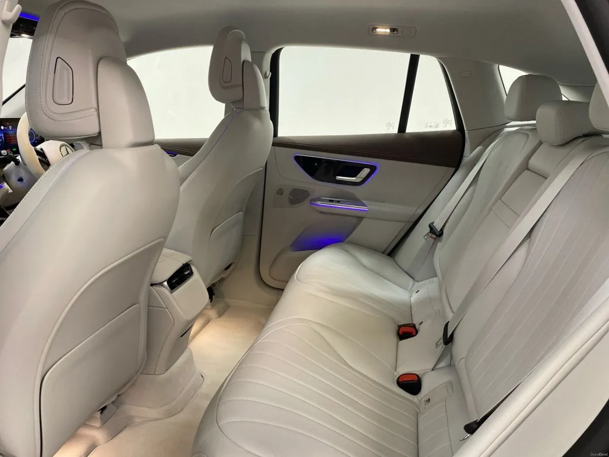 Mercedes-Benz EQE EQE 300 SUV Electric Art Exterio - Image 4