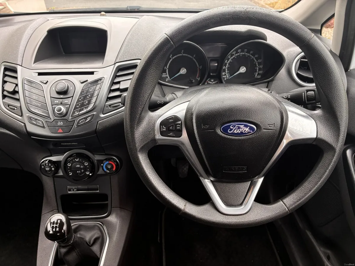 2015 Ford Fiesta 1.6 TDCi Style Econetic - Image 5