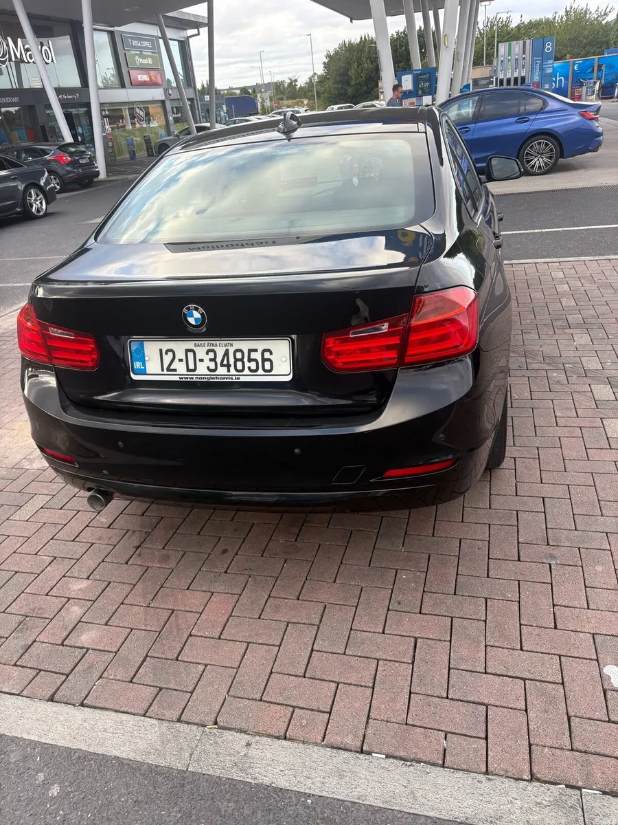 Car - Image 4