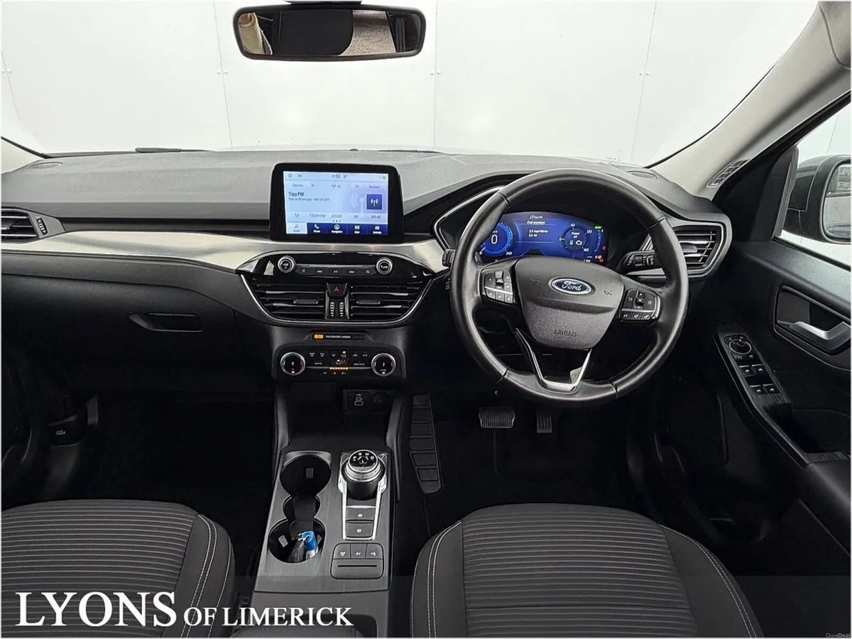 Ford Kuga 2.5 Duratec 225PS PHEV Titanium Auto - Image 3