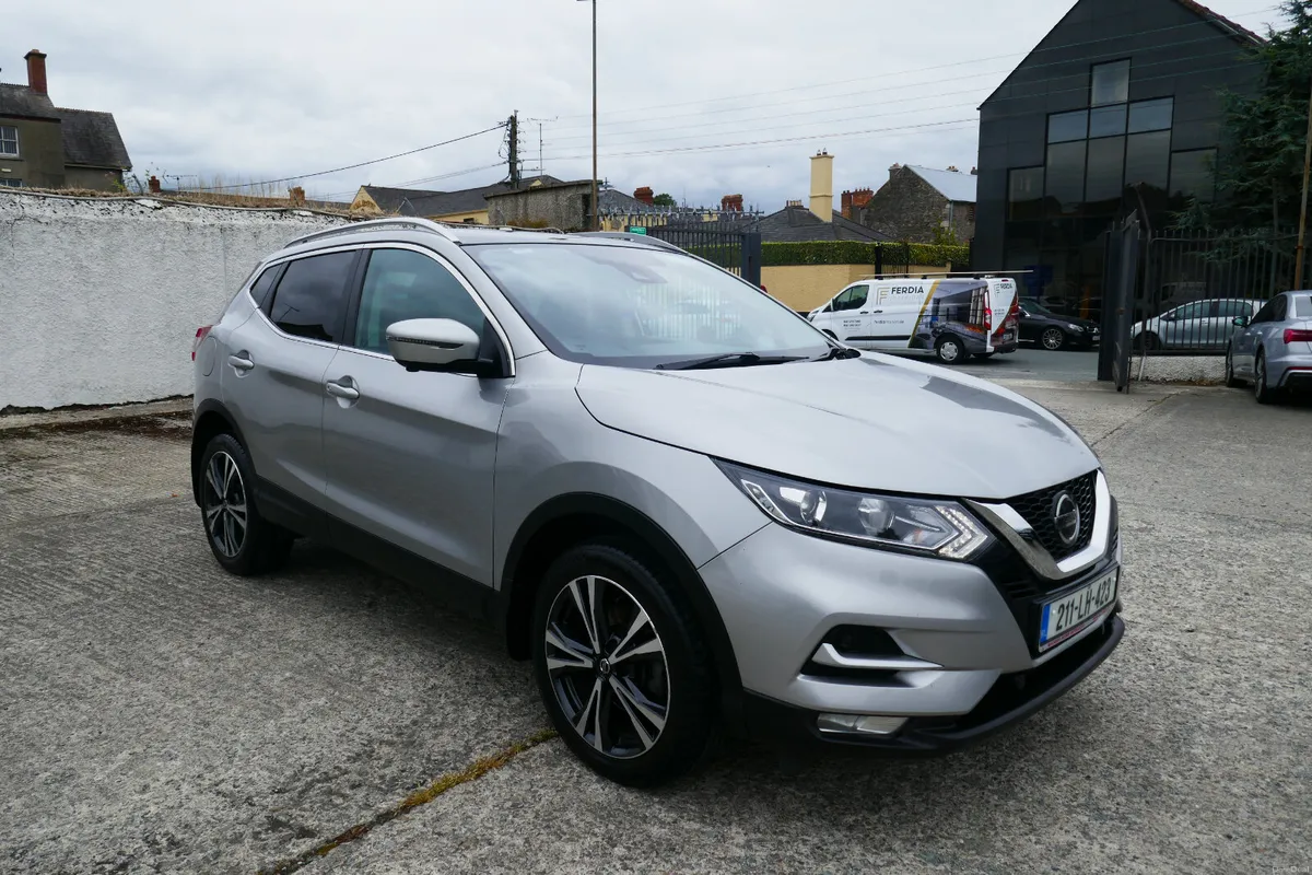 211, NISSAN QASHQAI 1.5 DSL SV PREMIUM MY2 MY20 4D - Image 1