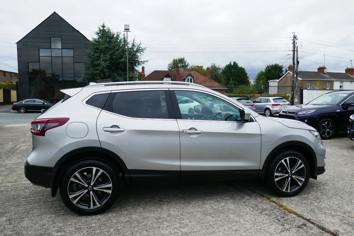211, NISSAN QASHQAI 1.5 DSL SV PREMIUM MY2 MY20 4D - Image 4