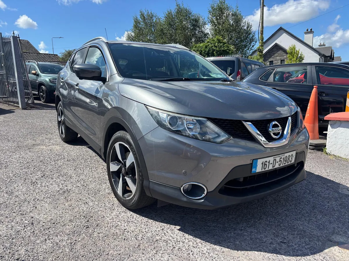Nissan Qashqai 2016 DIESEL  LOW  MILEAGE - Image 1