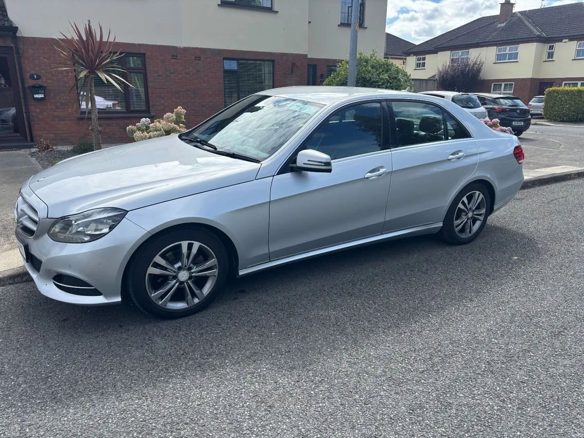 Mercedes-Benz E-Class 2015: Drives Perfectly - Image 4