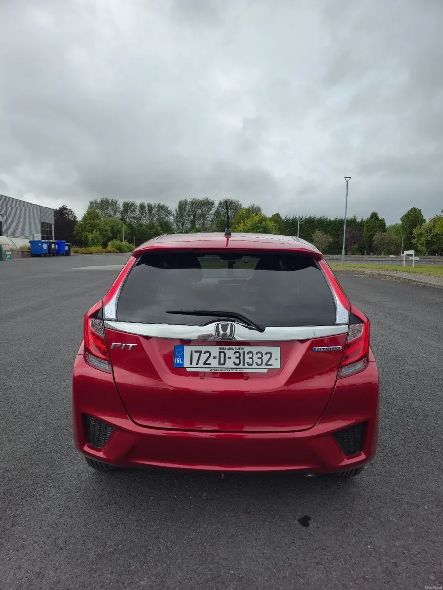 Honda Fit 2017 1.5 Hybrid - Image 4