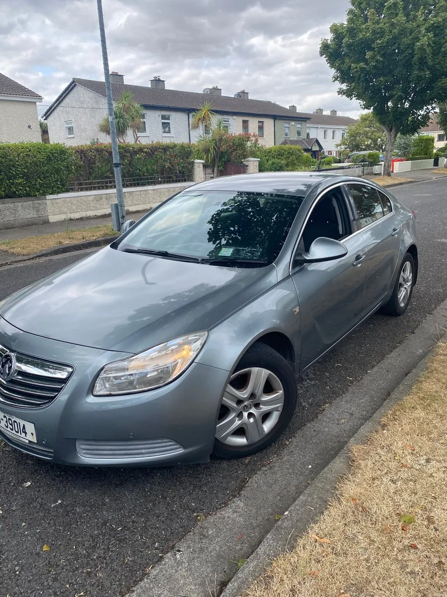 10 VAUXHALL insignia new nct in perfect condition - Image 3
