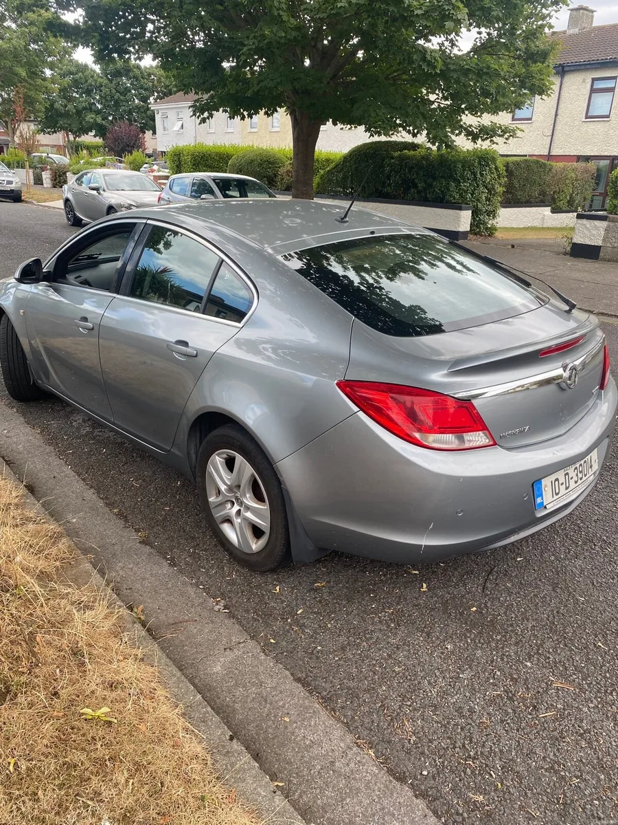 10 VAUXHALL insignia new nct in perfect condition - Image 4