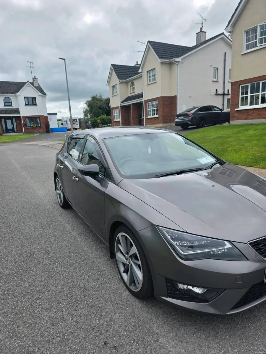 Seat Leon 2016 FR, New clutch, service history - Image 2