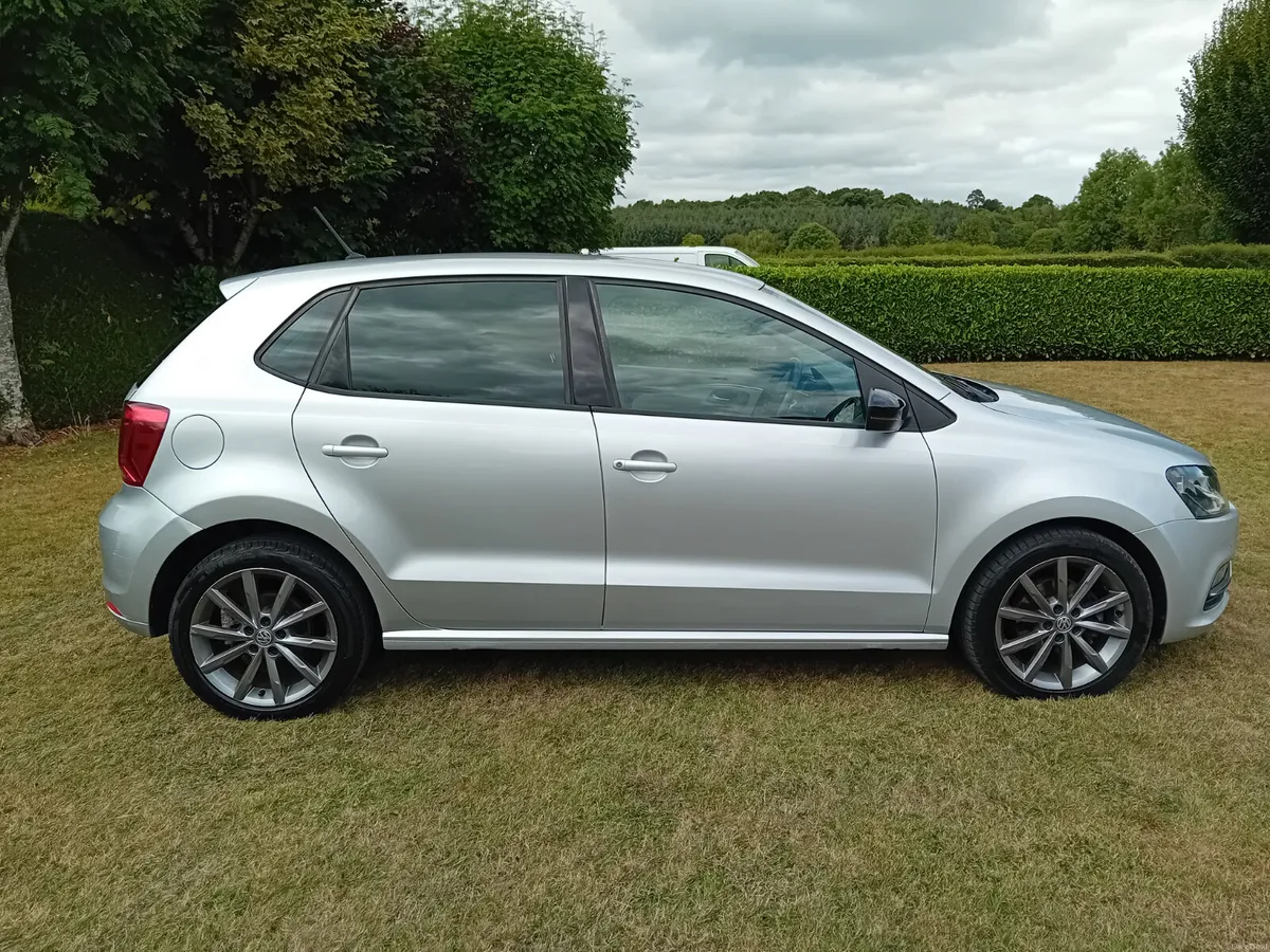 Volkswagen Polo 2015 - Image 4