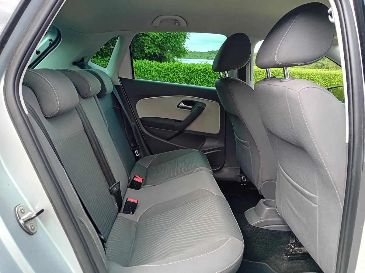 Volkswagen Polo 2015 - Image 5