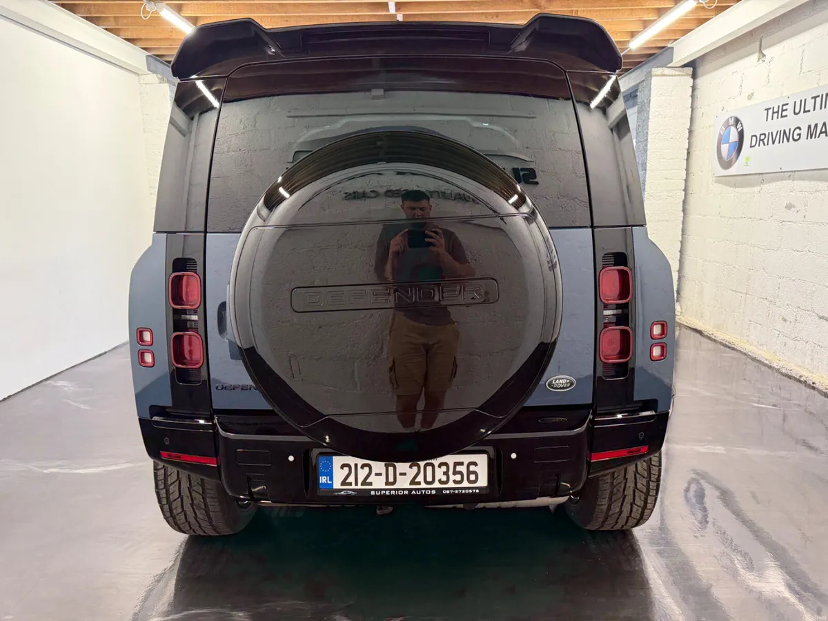 2021 Land Rover Defender S 110 2 Seater Commercial - Image 6