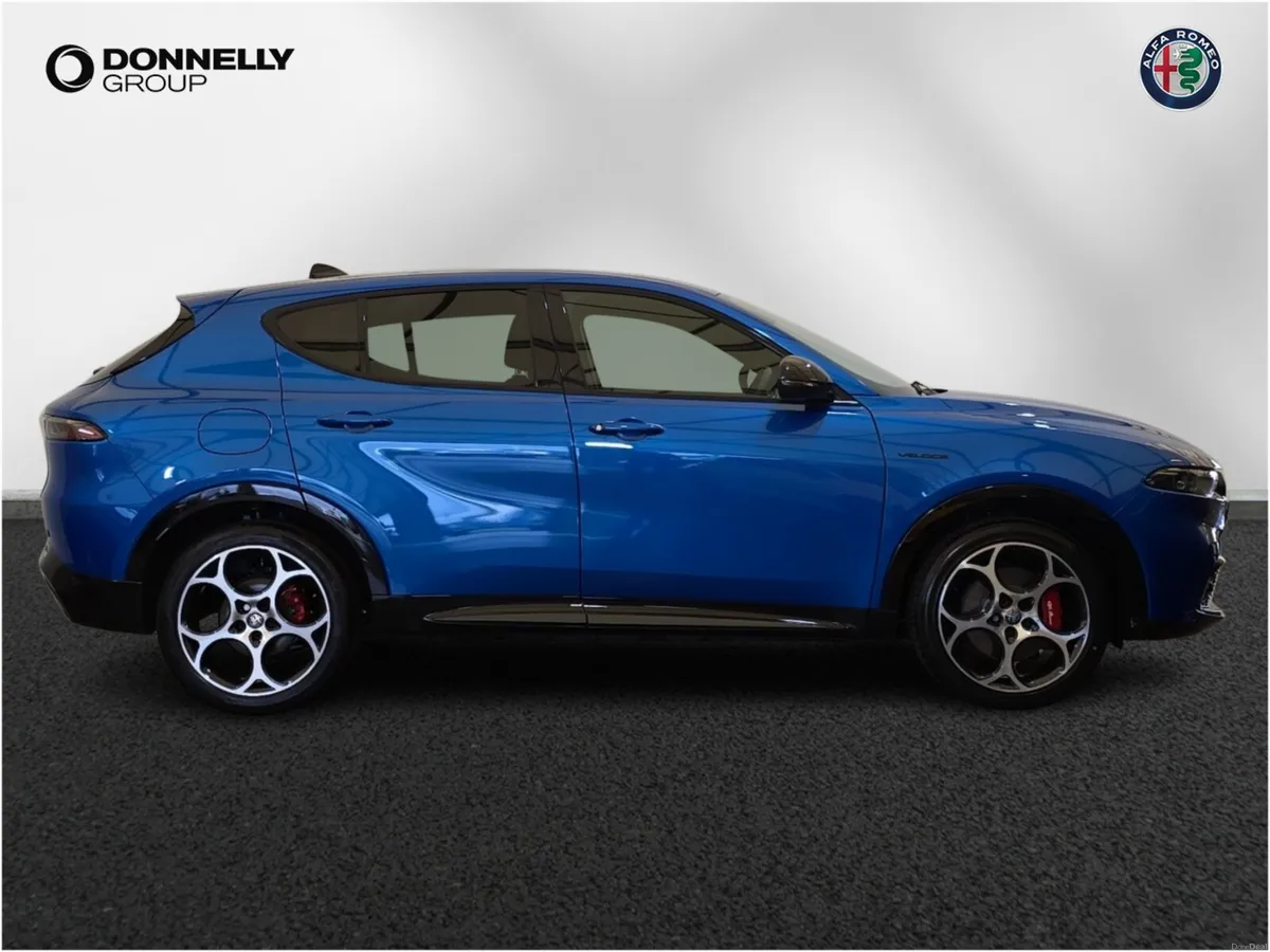 Alfa Romeo Tonale Hatchback Veloce - Image 3