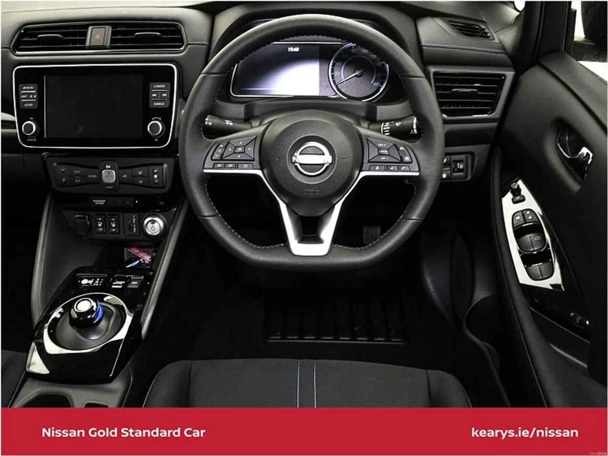 Nissan Leaf SV Premium 40 kWh WITH COLD PACK - 1 O - Image 5