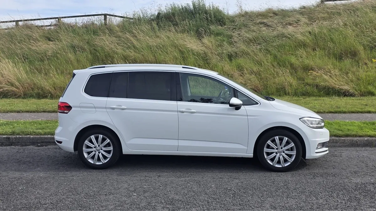 Car - Image 3