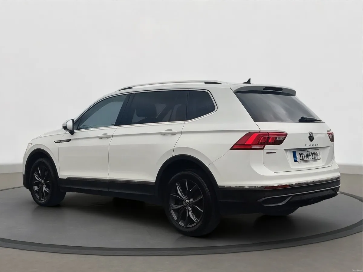 Volkswagen Tiguan Allspace 6 speed Manual - Image 5