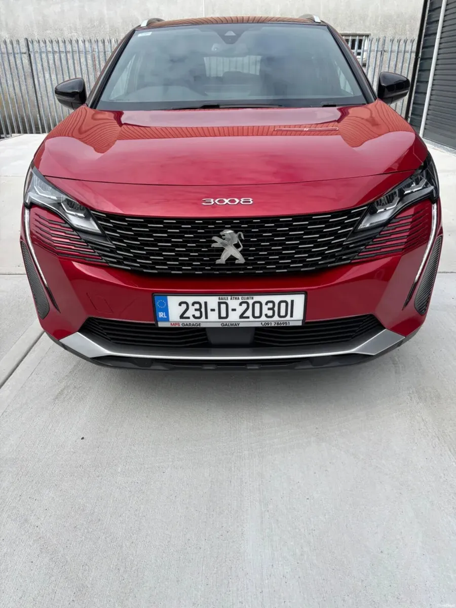 2023 Peugeot 3008 1.5 Blue HDI 130 BHP Auto Allure - Image 3