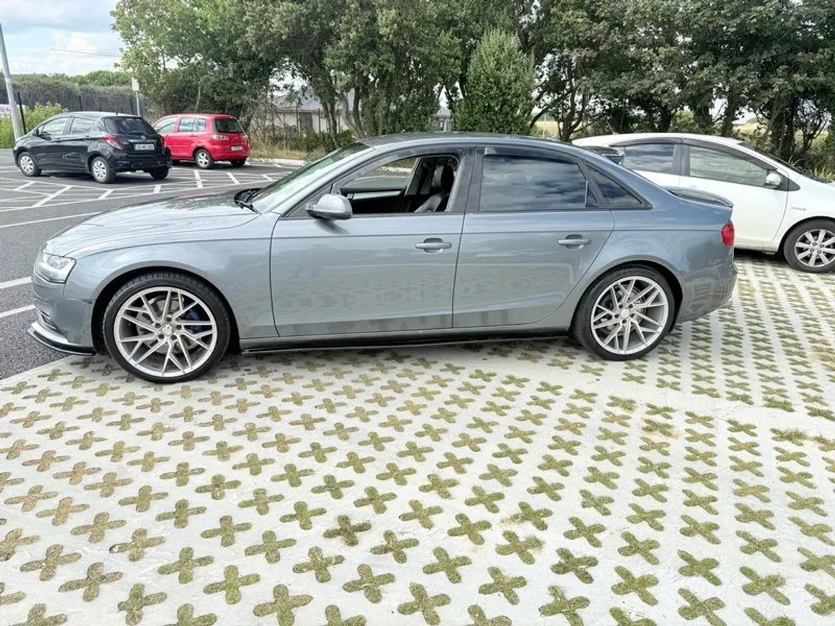 2014 Audi A4 - Image 4