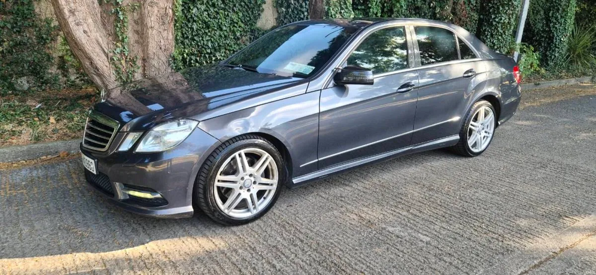 MERCEDES BENZ E220D 2013 NEW NCT - Image 1