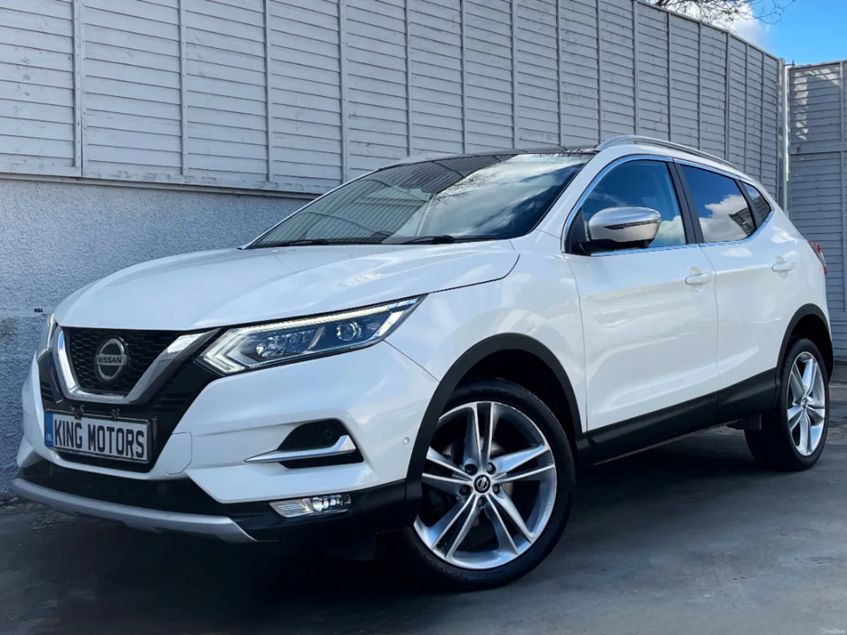 Nissan Qashqai 2019 / N-Vision / Pan Roof / CAMERA - Image 4