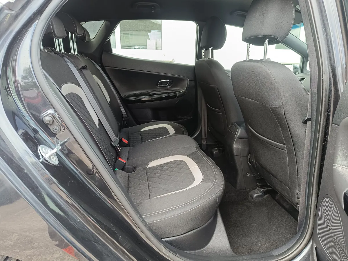 Kia Ceed 2018 - Image 6