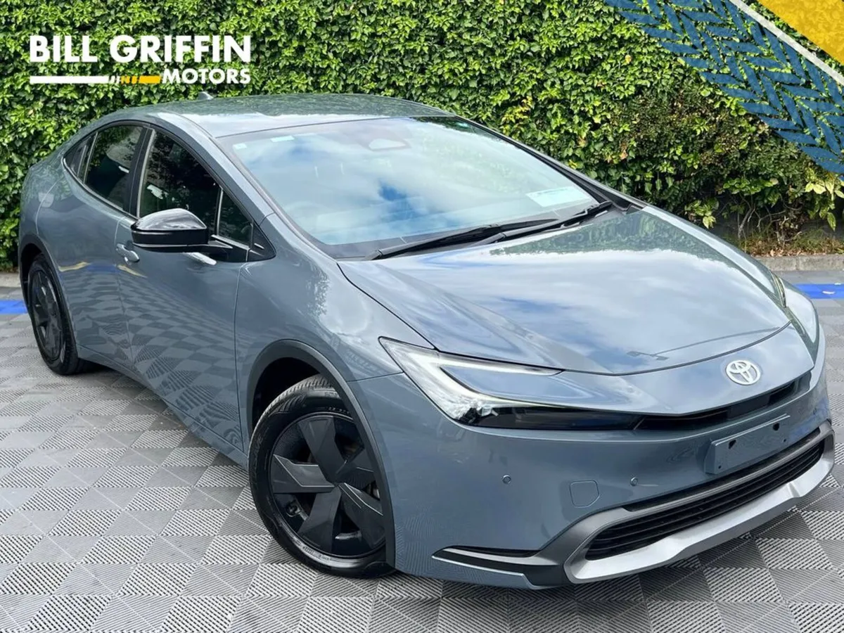 Toyota Prius 1.8 HYBRID AUTO // LOW MILEAGE // HEA - Image 1