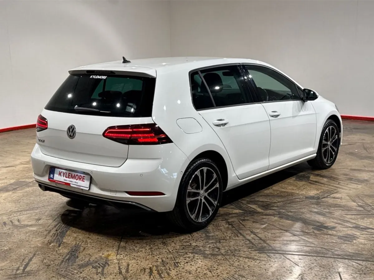 Volkswagen Golf 1.2 AUTOMATIC TSI COMFORT LINE MEI - Image 3