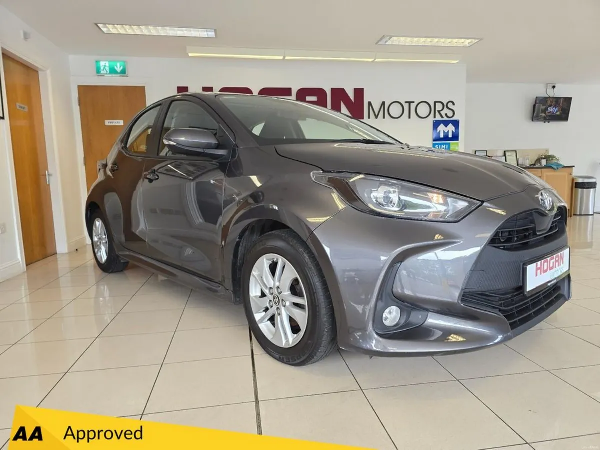 Toyota Yaris 1.0 Luna New Generation - Image 1