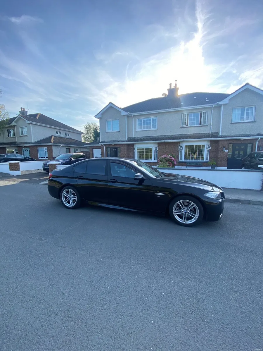 BMW 5-Series 2014 - Image 2