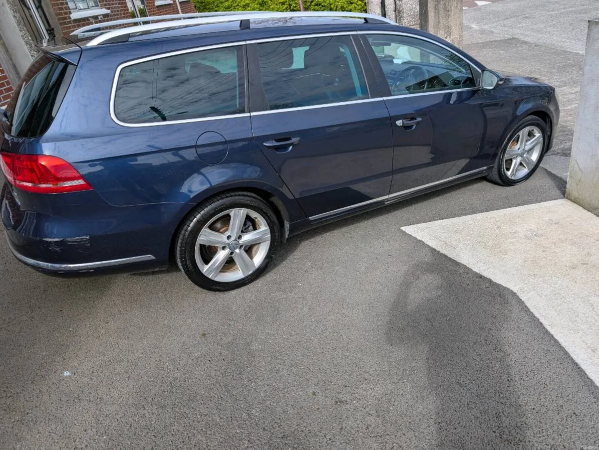 VW Passat Estate - Image 6