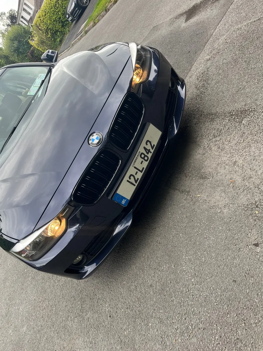BMW 3-Series 2012 - Image 5