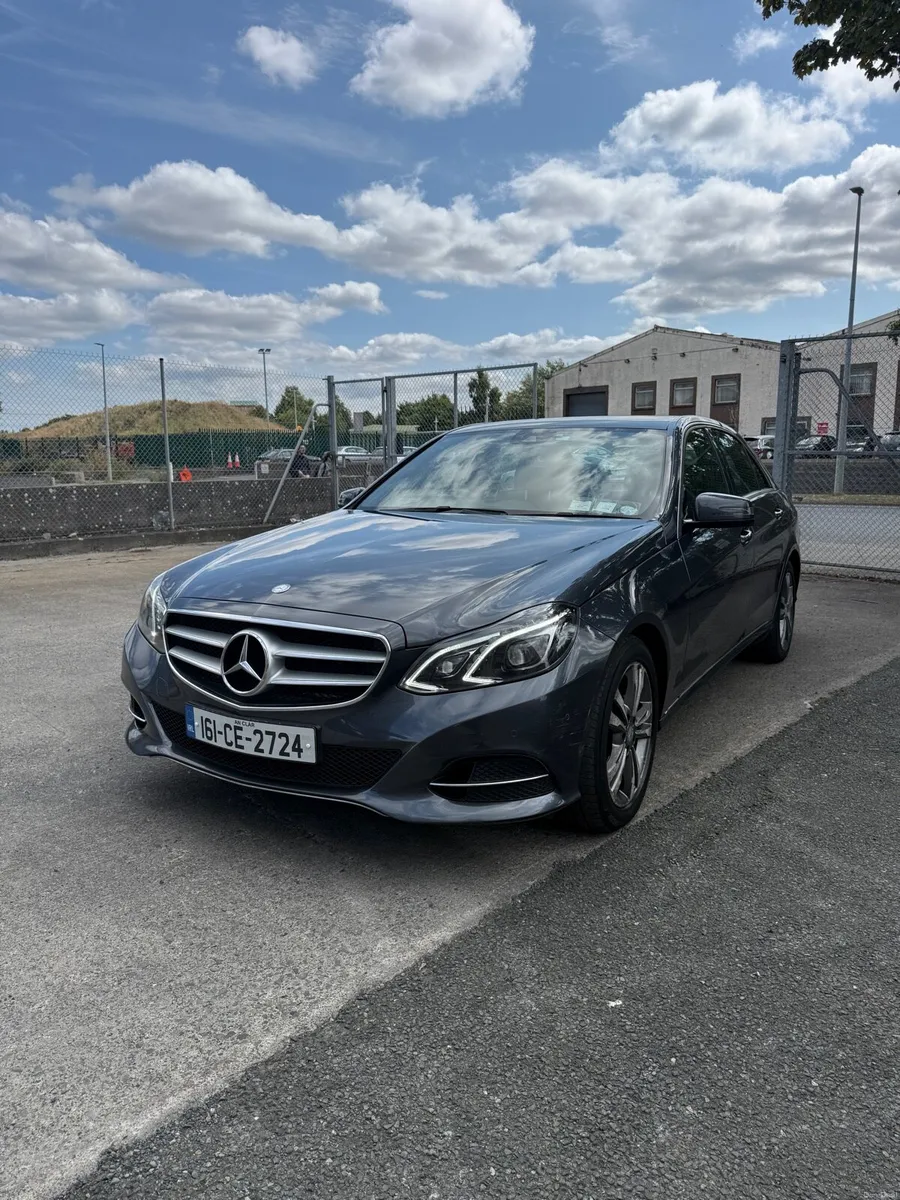 Mercedes-Benz E220 2.2 Diesel Automatic – 2016 - Image 2